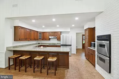 6313 Stoneham Lane, McLean, VA 22101 - Photo 10