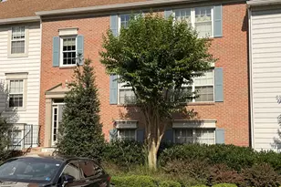 12101 Greenwood Ct, Fairfax, VA 22033 - Photo 1