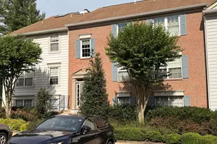 12101 Greenwood Ct, Fairfax, VA 22033 - Photo 4