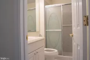 12101 Greenwood Ct, Fairfax, VA 22033 - Photo 24