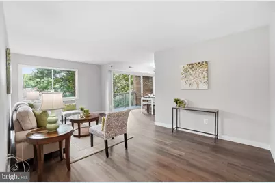 8003 Chanute Place #8, Falls Church, VA 22042 - Photo 2