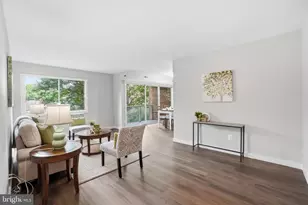 8003 Chanute Pl, Falls Church, VA 22042 - Photo 2