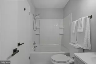6013 Chestnut Hollow Ct, Centreville, VA 20121 - Photo 20