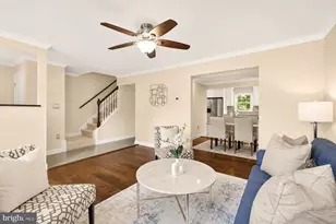 8221 Doctor Craik Ct, Alexandria, VA 22306 - Photo 4