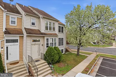 459 Virginia Avenue, Herndon, VA 20170 - Photo 2