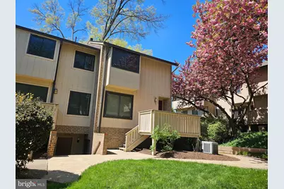 2493 Glengyle Drive #146, Vienna, VA 22181 - Photo 2