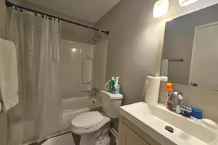 2493 Glengyle Dr, Vienna, VA 22181 - Photo 8