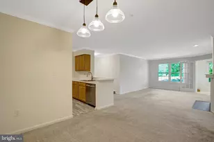 6107 Wigmore Ln, Alexandria, VA 22315 - Photo 6