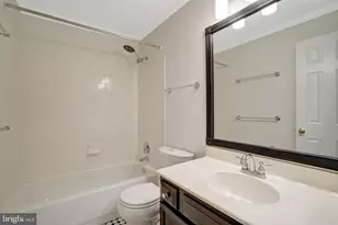 6107 Wigmore Ln, Alexandria, VA 22315 - Photo 20