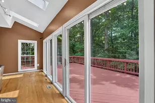 9105 Oak Chase Ct, Fairfax Station, VA 22039 - Photo 28