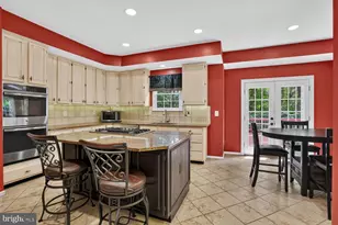 9105 Oak Chase Ct, Fairfax Station, VA 22039 - Photo 22