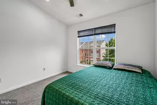 12960 Park Crescent Cir, Herndon, VA 20171 - Photo 24