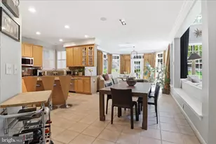 7323 Laurel Creek Ct, Springfield, VA 22150 - Photo 22