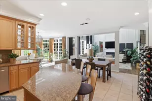 7323 Laurel Creek Ct, Springfield, VA 22150 - Photo 18