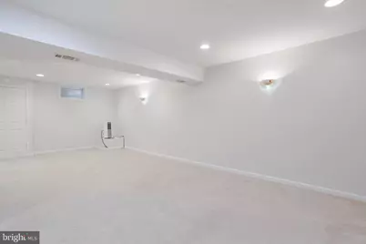 9369 Tovito Drive, Fairfax, VA 22031 - Photo 32