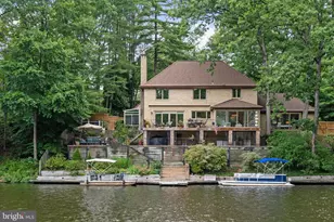 3431 Greentree Dr, Falls Church, VA 22041 - Photo 2