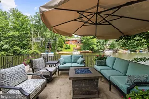 3431 Greentree Dr, Falls Church, VA 22041 - Photo 48
