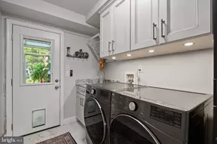 3431 Greentree Dr, Falls Church, VA 22041 - Photo 28