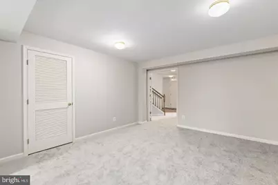 13700 Barksdale Drive, Herndon, VA 20171 - Photo 10