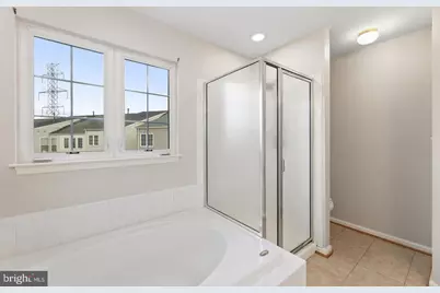 13700 Barksdale Drive, Herndon, VA 20171 - Photo 38