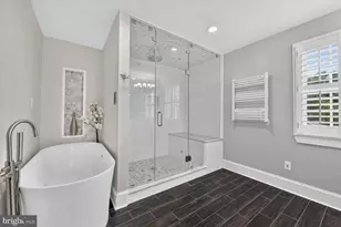 10101 Windy Knoll Ln, Vienna, VA 22182 - Photo 52