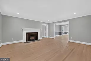 10101 Windy Knoll Ln, Vienna, VA 22182 - Photo 16