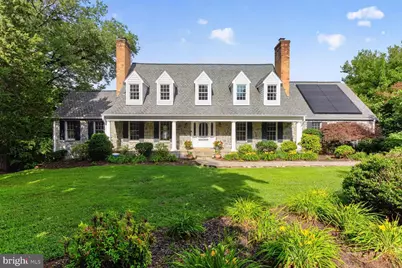 10101 Windy Knoll Lane, Vienna, VA 22182 - Photo 2