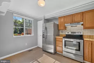 6109 Gardenia Ct, Alexandria, VA 22310 - Photo 12