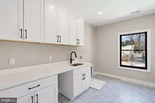 6913 Berkeley St, Falls Church, VA 22043 - Photo 62