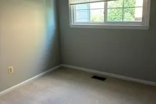 5142 Woodford Dr, Centreville, VA 20120 - Photo 2