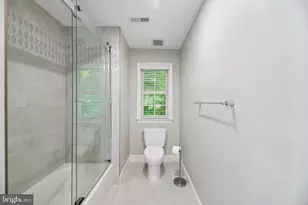 512 Seneca Green Way, Great Falls, VA 22066 - Photo 96