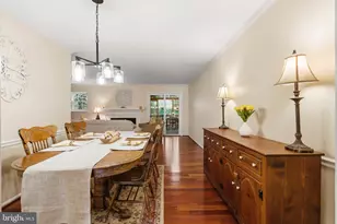 10127 Schoolhouse Woods Ct, Burke, VA 22015 - Photo 10