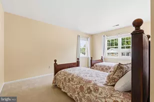 10127 Schoolhouse Woods Ct, Burke, VA 22015 - Photo 24