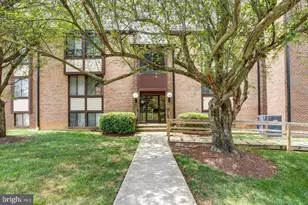 9706 Kingsbridge Dr, Fairfax, VA 22031 - Photo 1