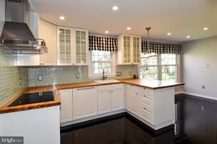 9309 Reef Ct, Alexandria, VA 22309 - Photo 16