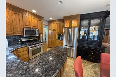 7111 Cindy Lane, Annandale, VA 22003 - Photo 6