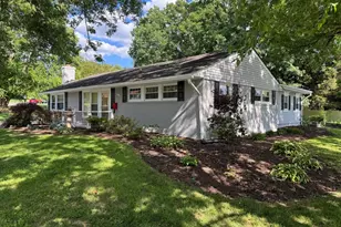 7111 Cindy Ln, Annandale, VA 22003 - Photo 1