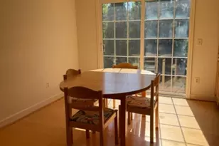 8015 Merry Oaks Ct, Vienna, VA 22182 - Photo 6