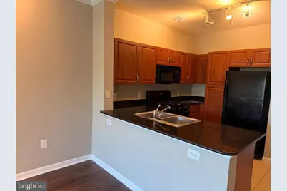 12901 Centre Park Circle #318, Herndon, VA 20171 - Photo 4