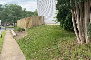 8301 Brockham Dr, Alexandria, VA 22309 - Photo 26