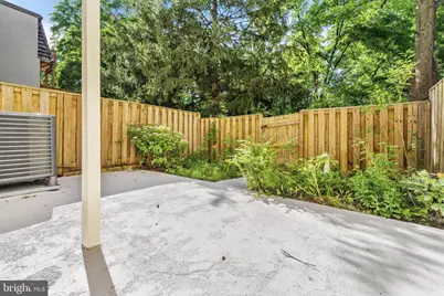 1604 Valencia Way, Reston, VA 20190 - Photo 38