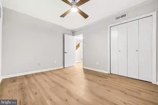 1604 Valencia Way, Reston, VA 20190 - Photo 32
