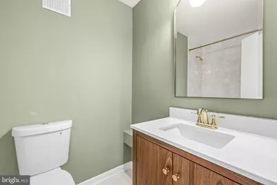 1604 Valencia Way, Reston, VA 20190 - Photo 26