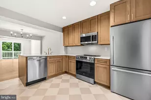 1604 Valencia Way, Reston, VA 20190 - Photo 14