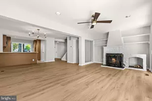 1604 Valencia Way, Reston, VA 20190 - Photo 8