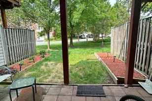 2386 Woodland Pond Ln, Herndon, VA 20171 - Photo 24