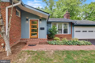 3511 Slade Run Drive, Falls Church, VA 22042 - Photo 2