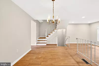 7306 Eggar Woods Lane, Springfield, VA 22153 - Photo 10