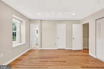 7306 Eggar Woods Lane, Springfield, VA 22153 - Photo 18