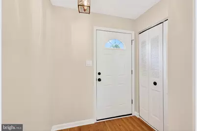 7306 Eggar Woods Lane, Springfield, VA 22153 - Photo 2